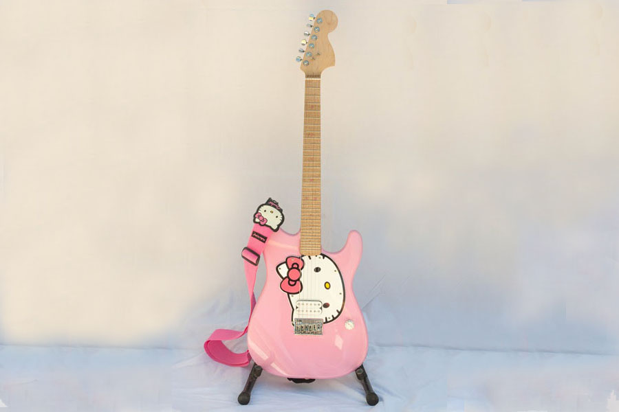 Squier Hello Kitty Strat