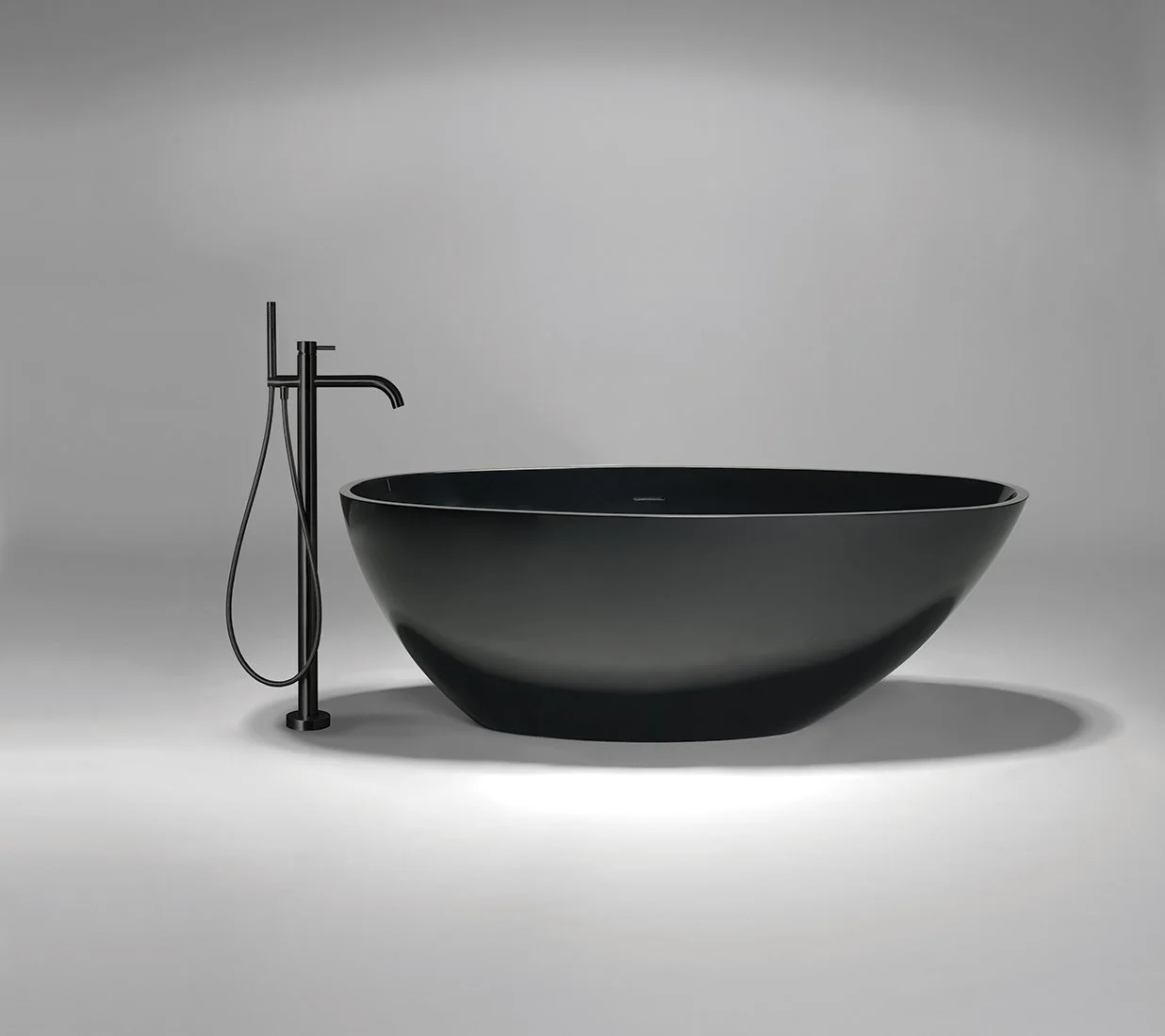 BLU Bathworks blu-stone tub