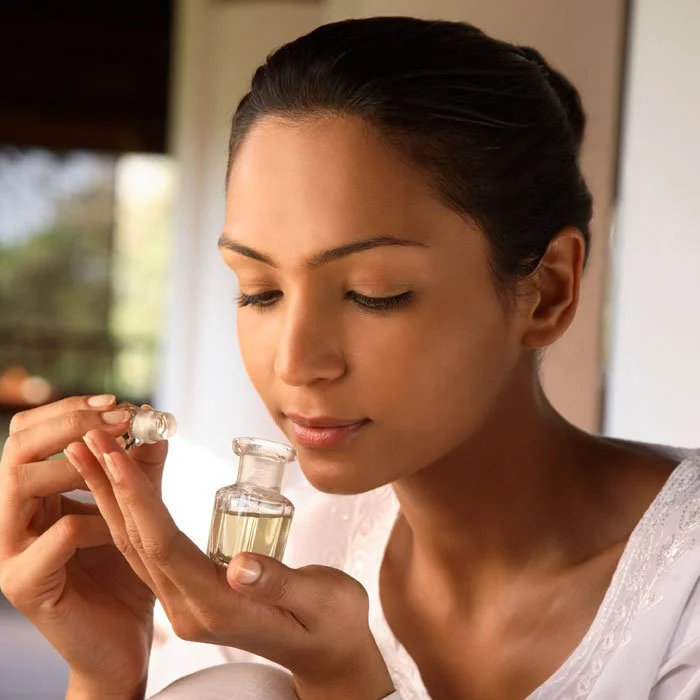 essential-oils-with-health-benefits.jpg