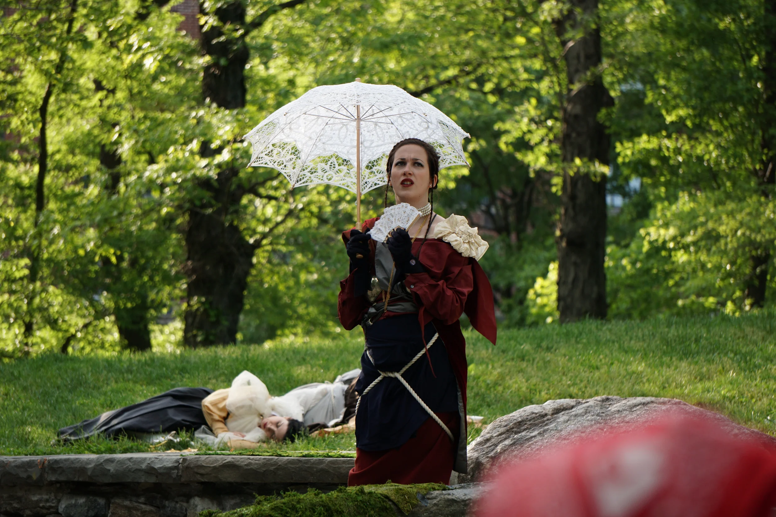 Clara Kundin as Antonio 