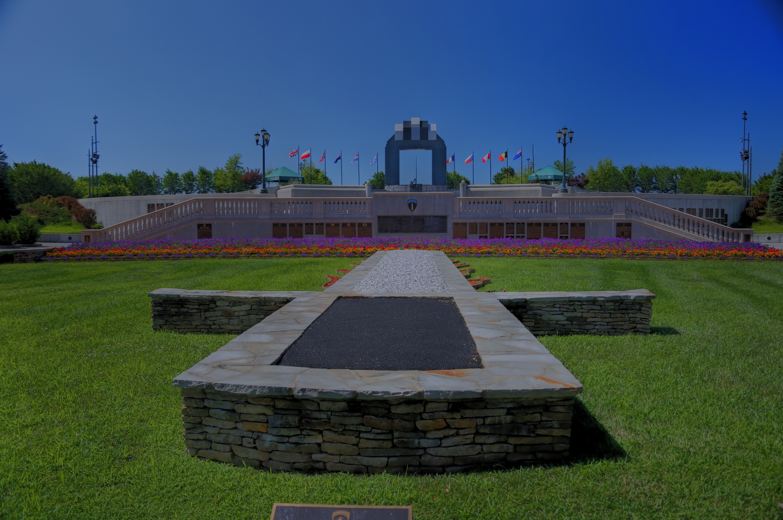 IMG_5128_29_30_tonemapped.jpg