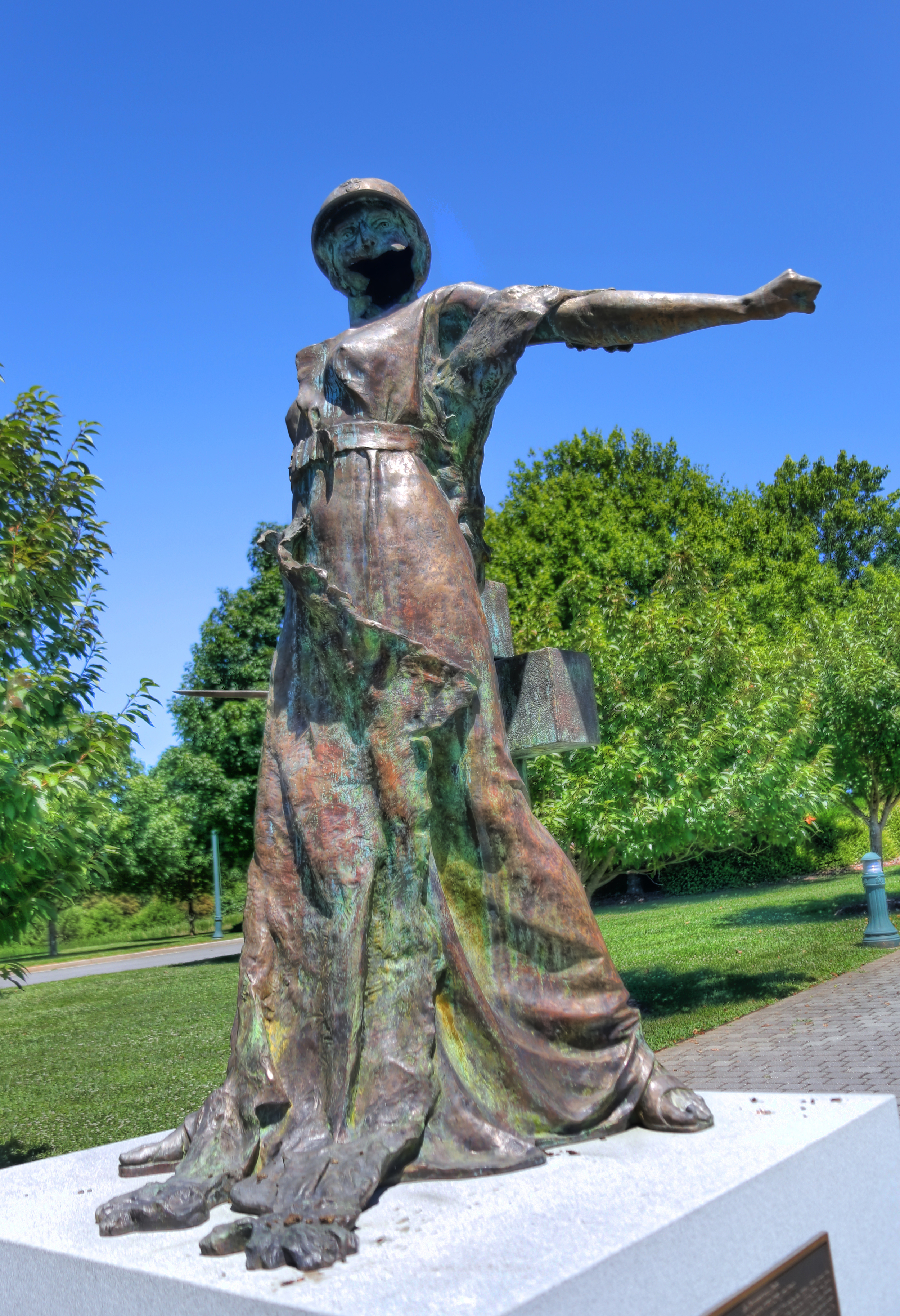 IMG_5153_4_5_tonemapped.jpg