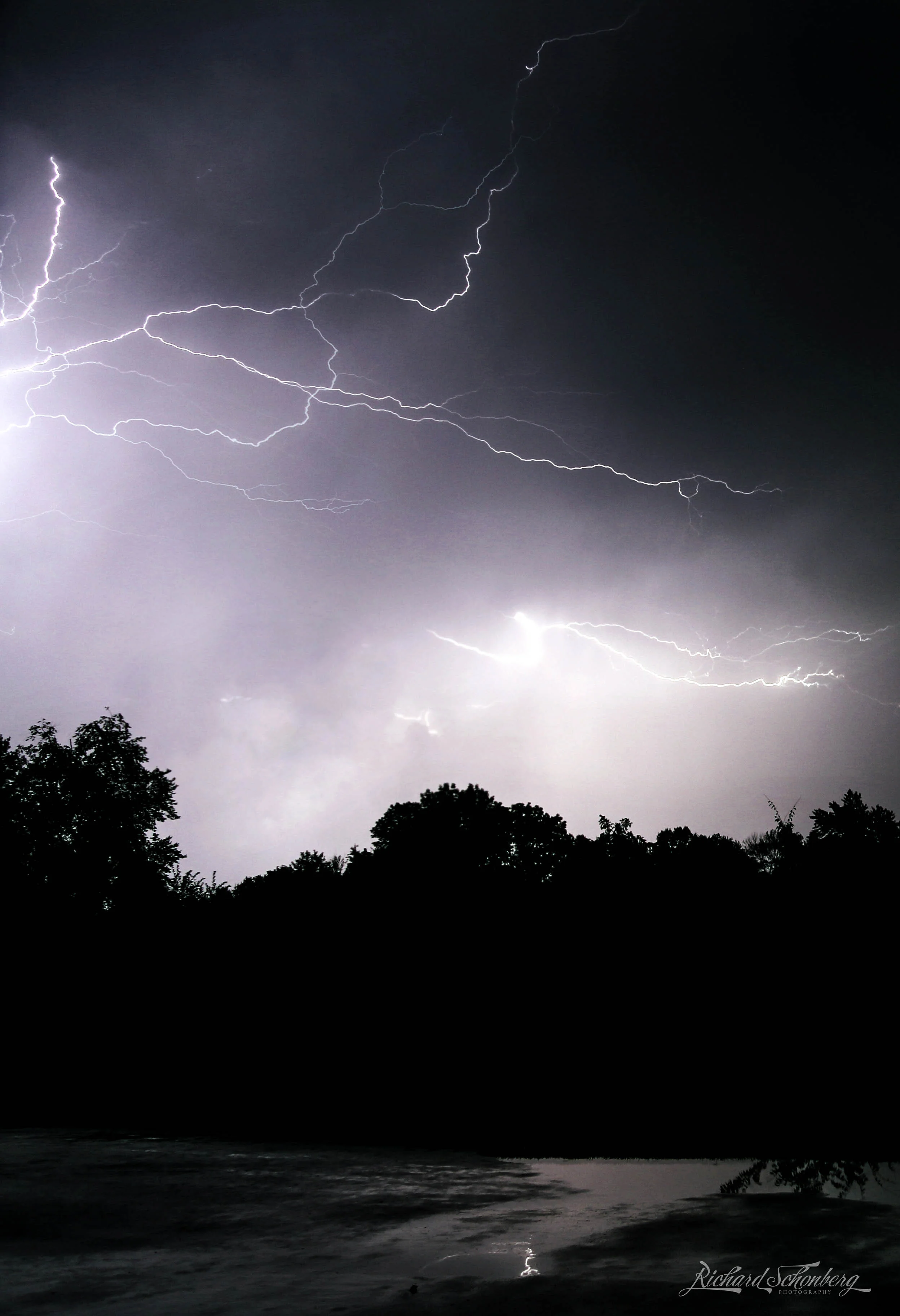 Crazy lightning
