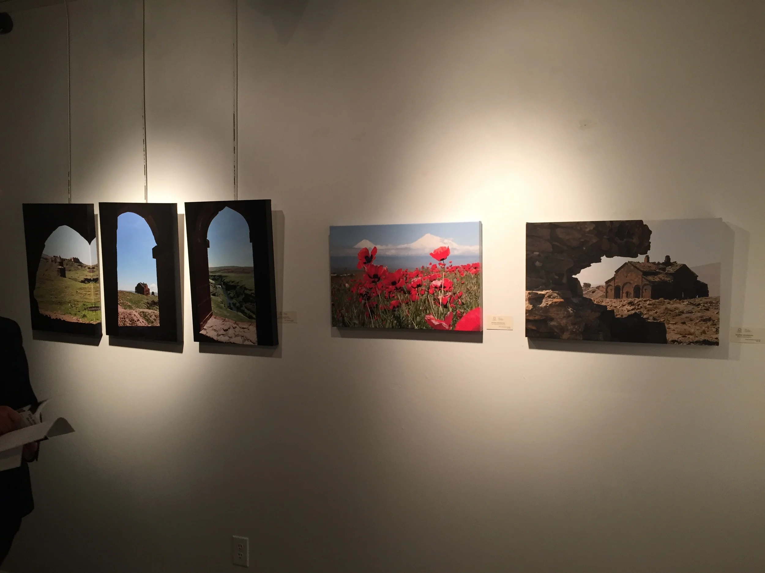 150924 1104 Distillery District Dad Gallery.JPG