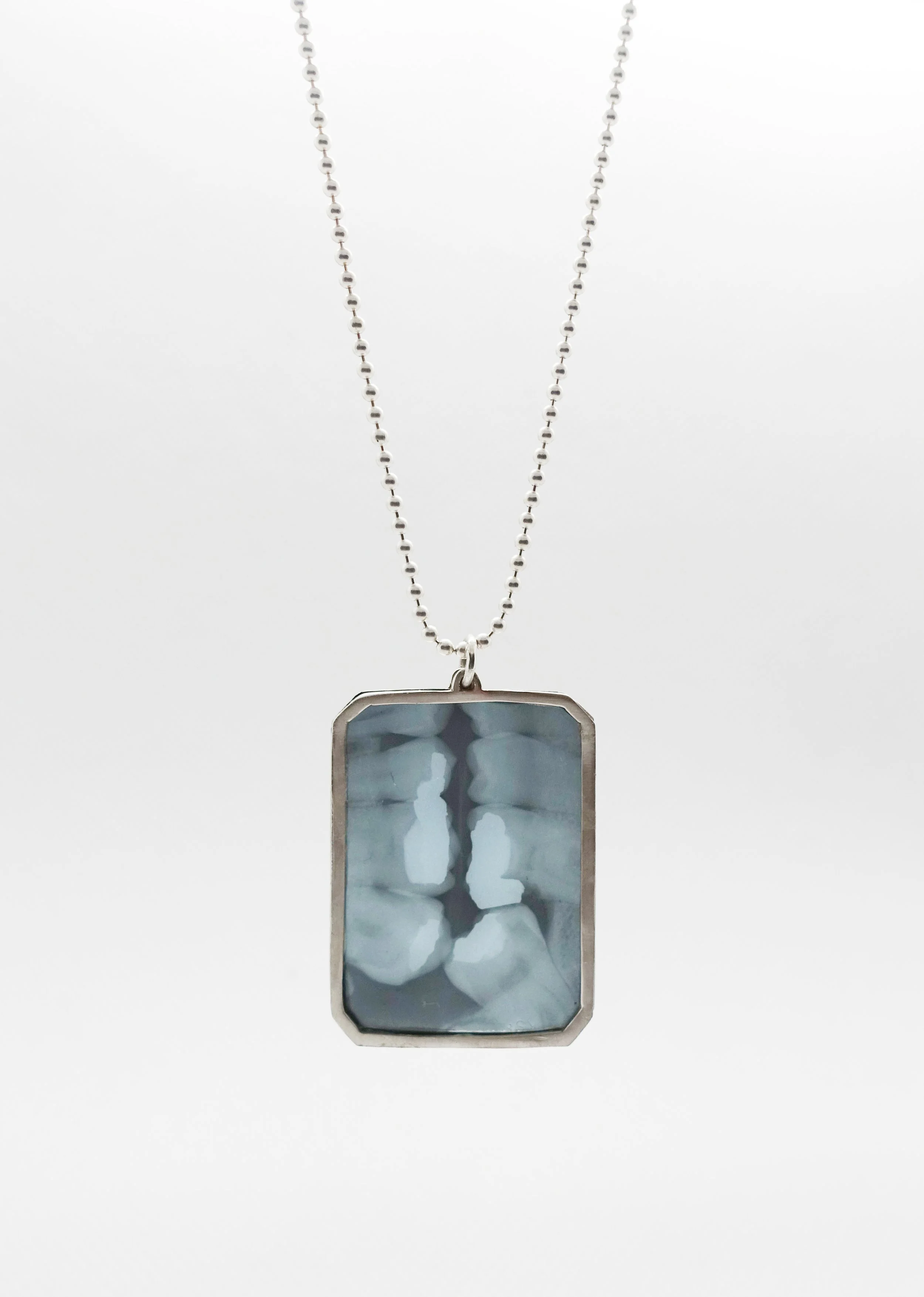 xray necklace 00.jpg