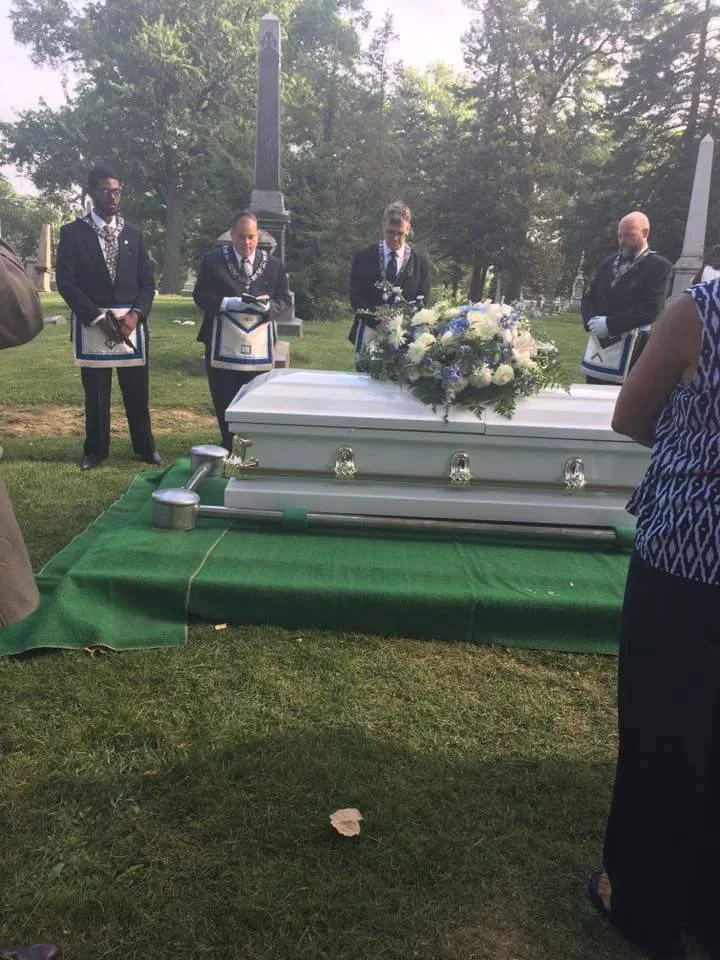 4br at graveside.jpg