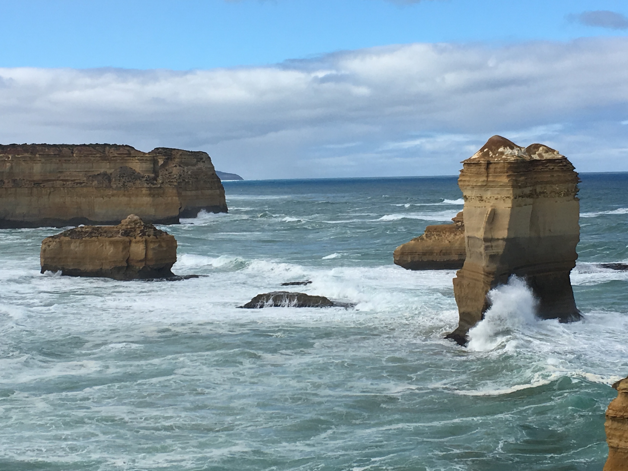 Rock vs Wave