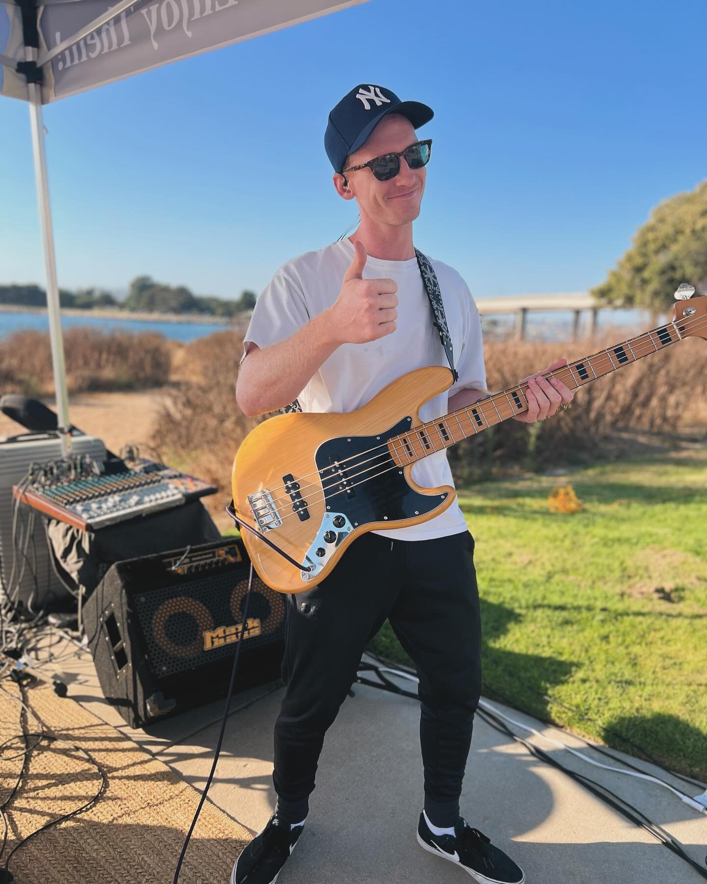 OCEAN BEACH THIS SATURDAY LESSS GOO!! 
11/30 at @winstonsob with @pipedownofficial and @thisisanora 🤘🏼🤘🏼🤘🏼

Plus, live art by are amazing friend @krystal_dyer_the_artist 🖼️ DONT MISS IT!

#oceanbeach #winstonsOB #sandiego #livemusic #theresina