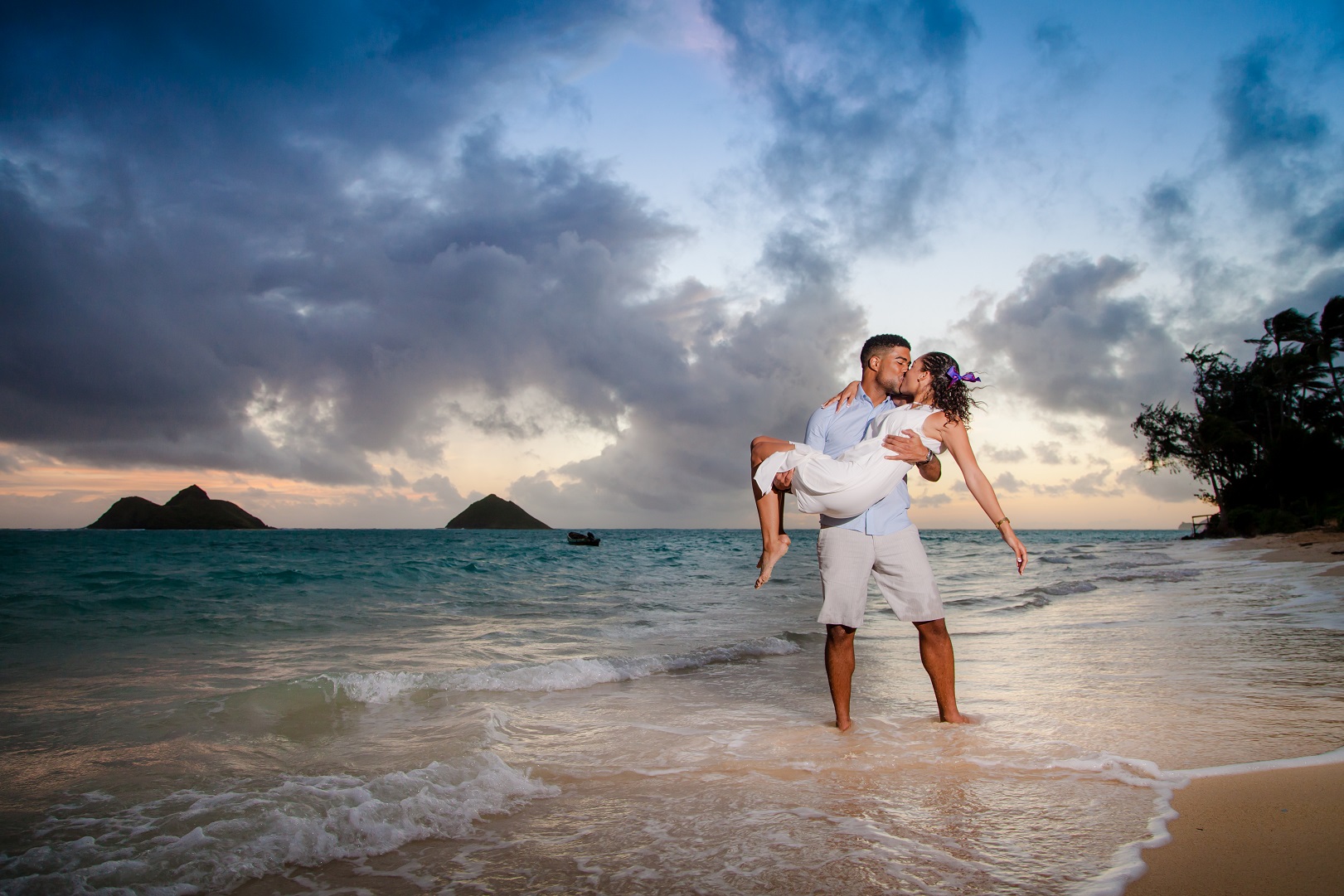 Oahu Romantic Couples Beach Photographer — Oahu Pro Photography