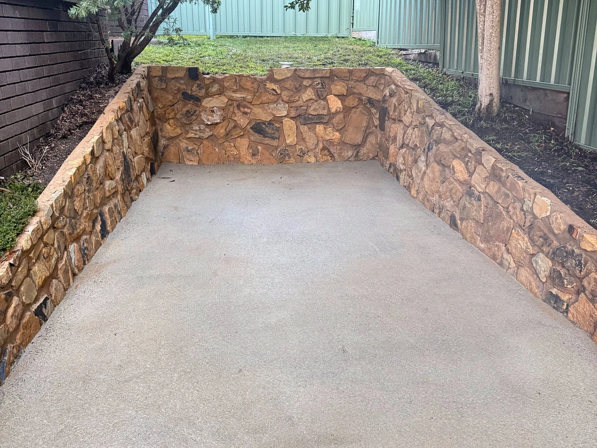 driveway-cleaning-A-after-natural.jpg