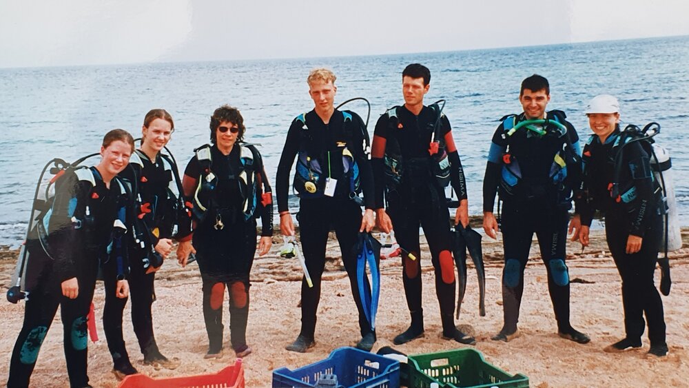 Chloe (far left) learning to dive in Egypt, Dahab 1997, aged 11