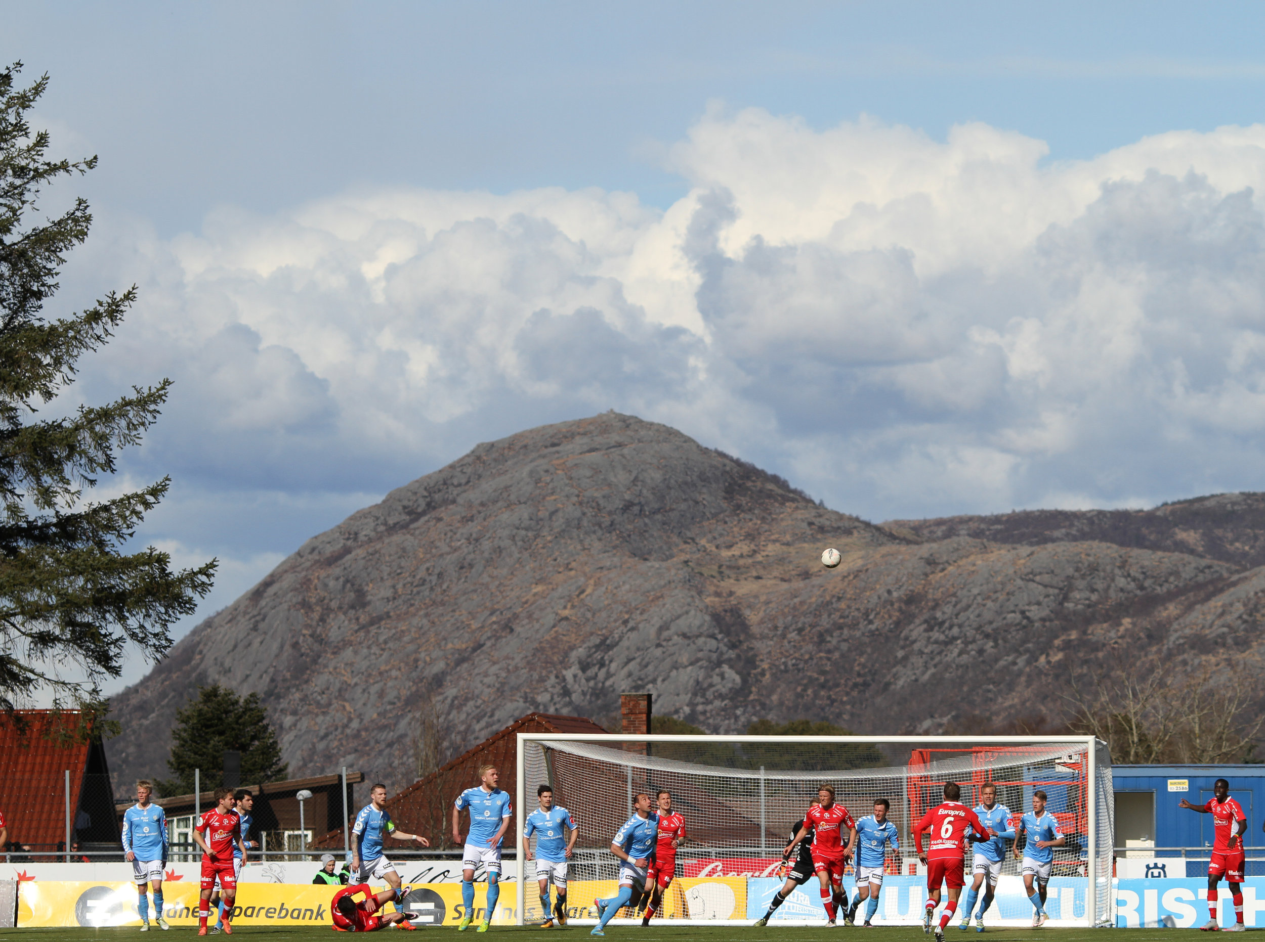 Sandnes v Fredrikstad 2016-04-24