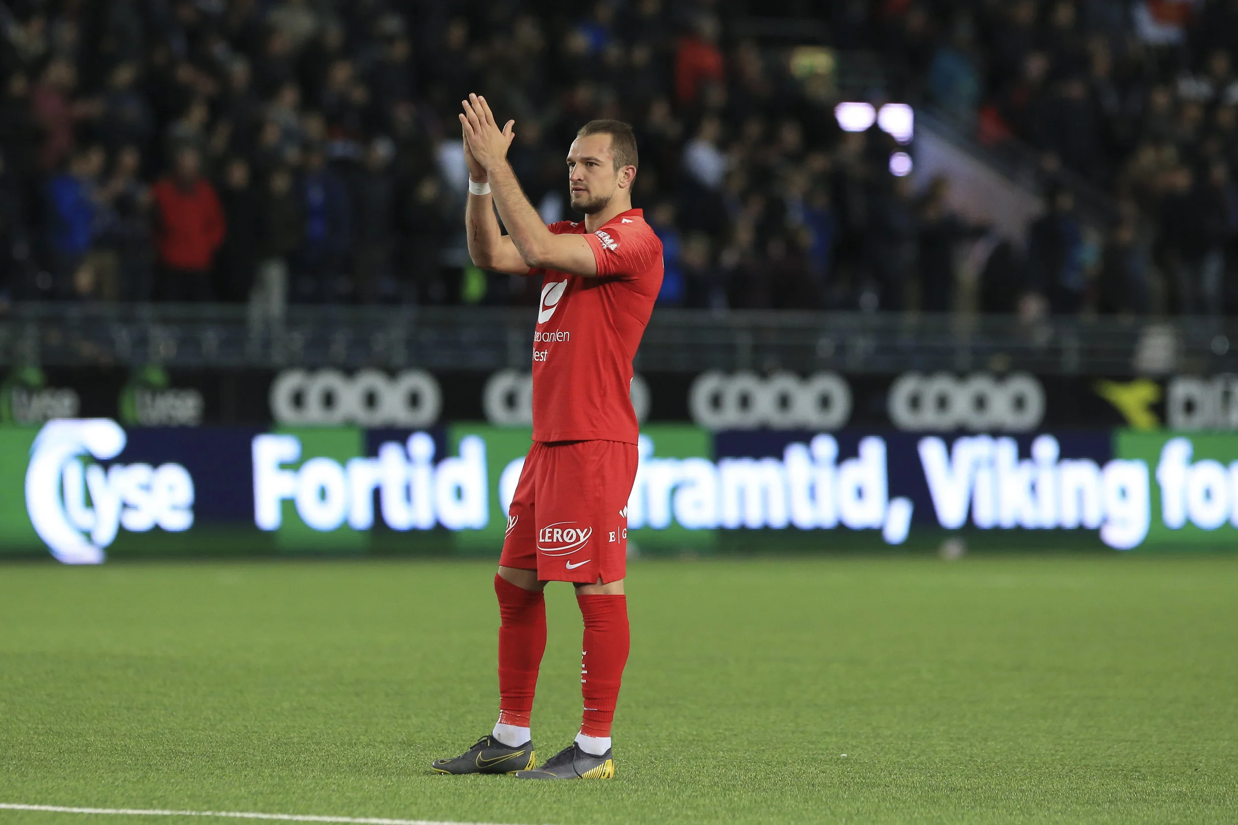 Viking v Brann AHB 10.jpg