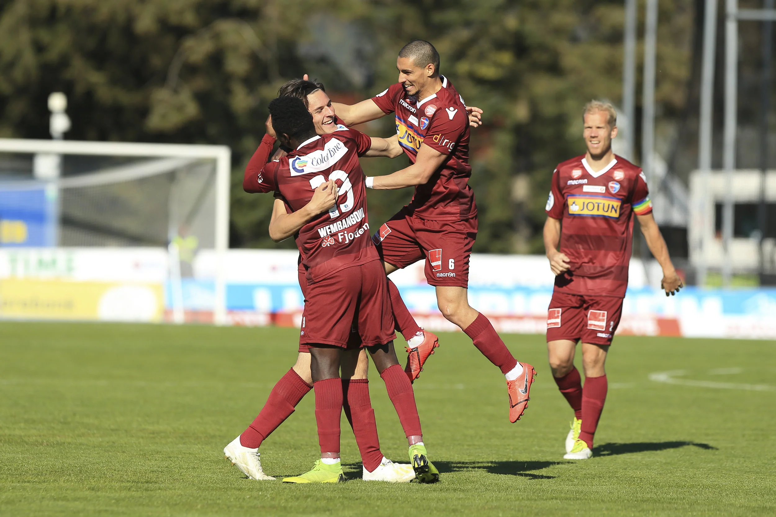 Sandnes v Sandefjord AHB 02.jpg