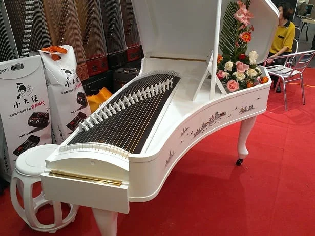 PianoZheng.jpg