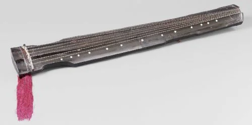 Modern qín (琴), from Museum of Fine Arts, Boston