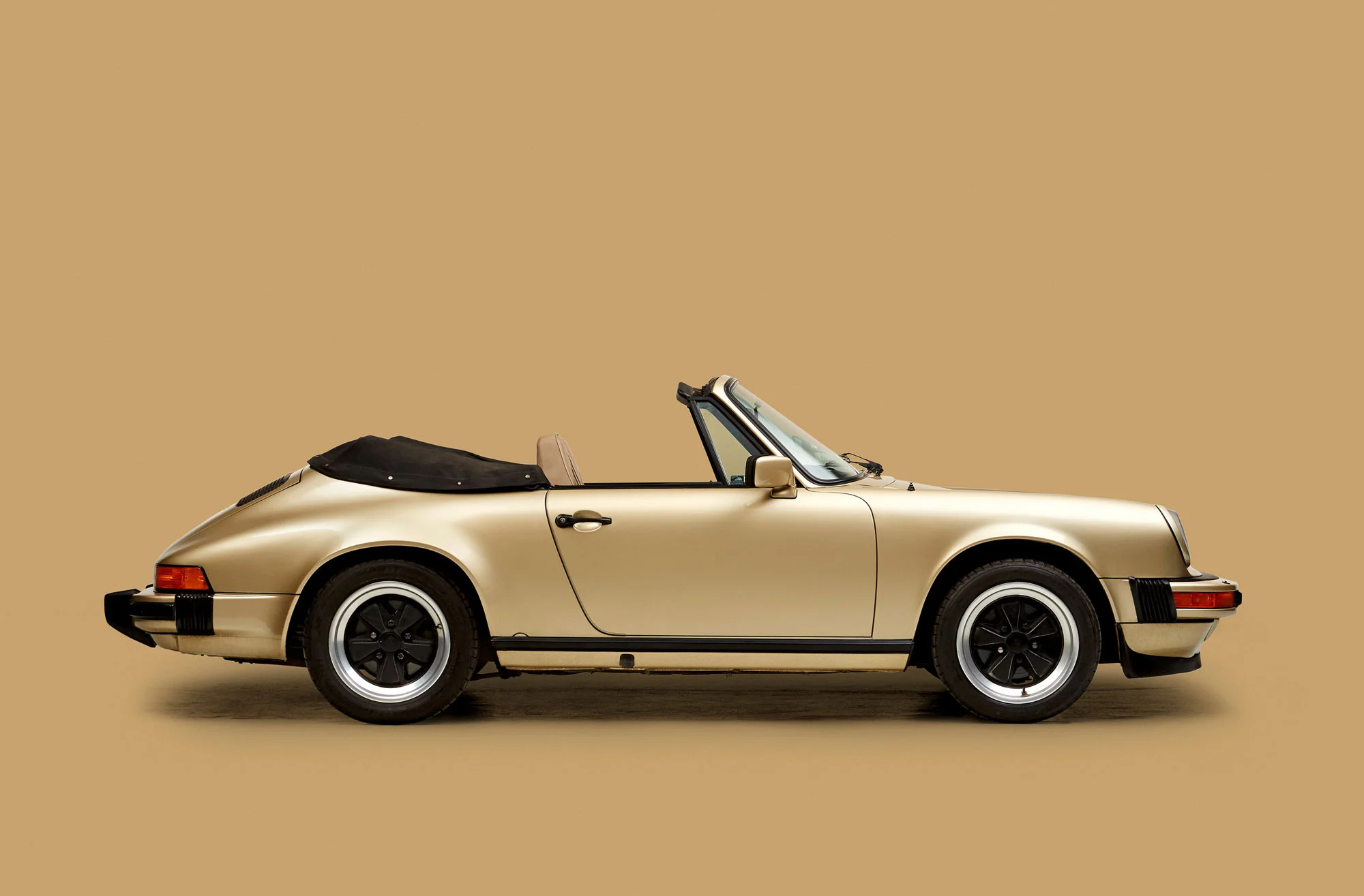 Porsche_bronze_web_s.jpg