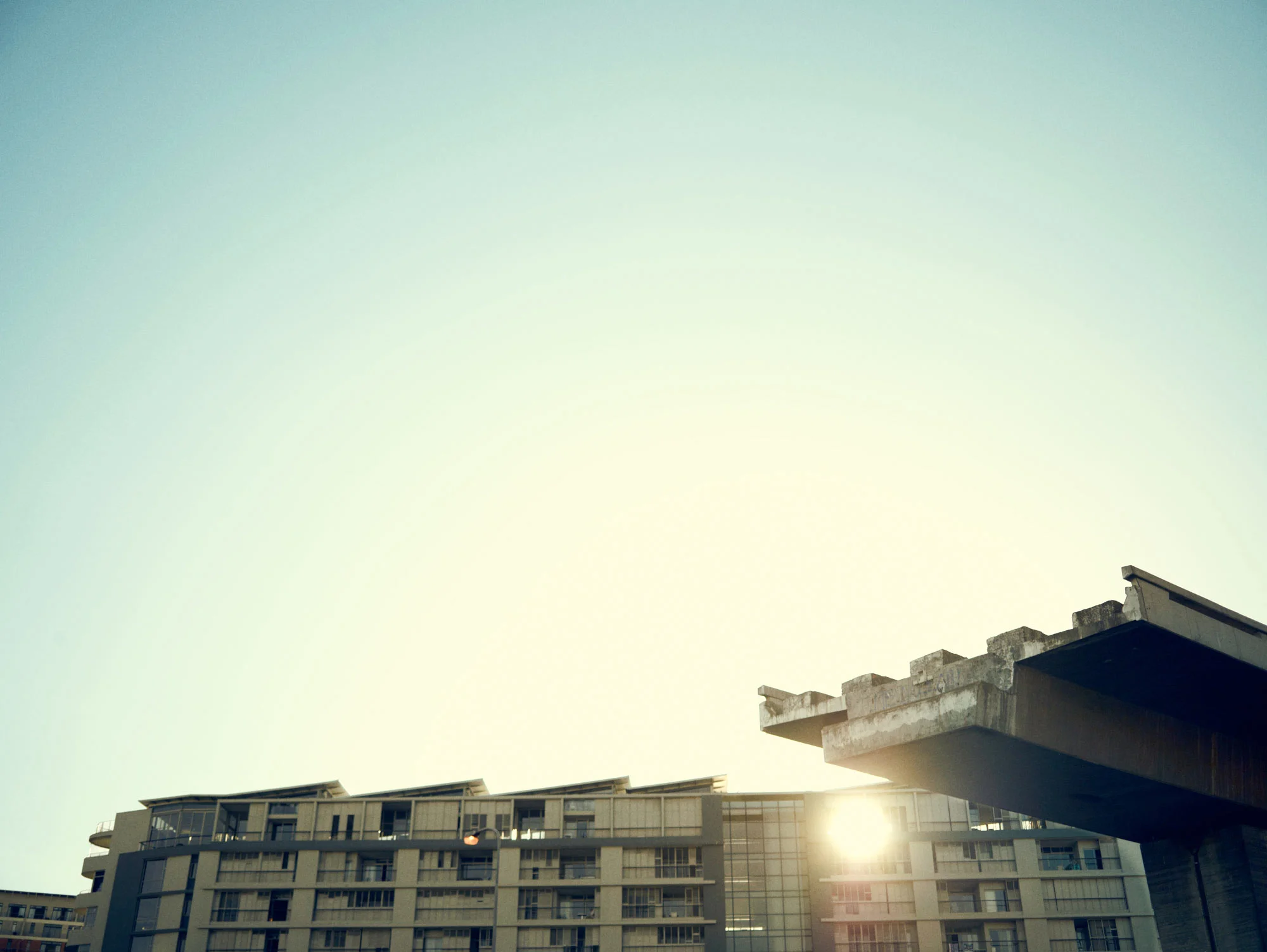Ripke_Bendzko_A1_cut_off_bridge_04_ohne_Tim_2000px.jpg