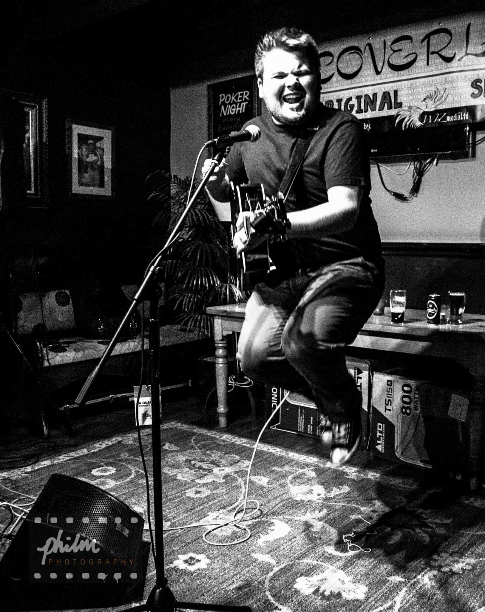 Scott Freeman Goes Wild @The Frog!