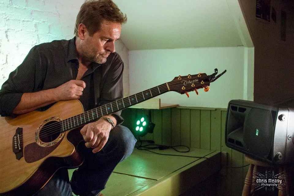 The Frog at The Chalet - Xmas Eve