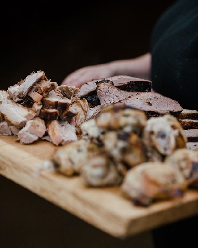 Our BBQ Boards are our most popular main course option - they are the perfect mix of relaxed &amp; informal style of food with delicious sides to accompany - including our Big Pan* potatoes 🥔😋 *see stories for more pics* 
#weddingcaterers #eventcat