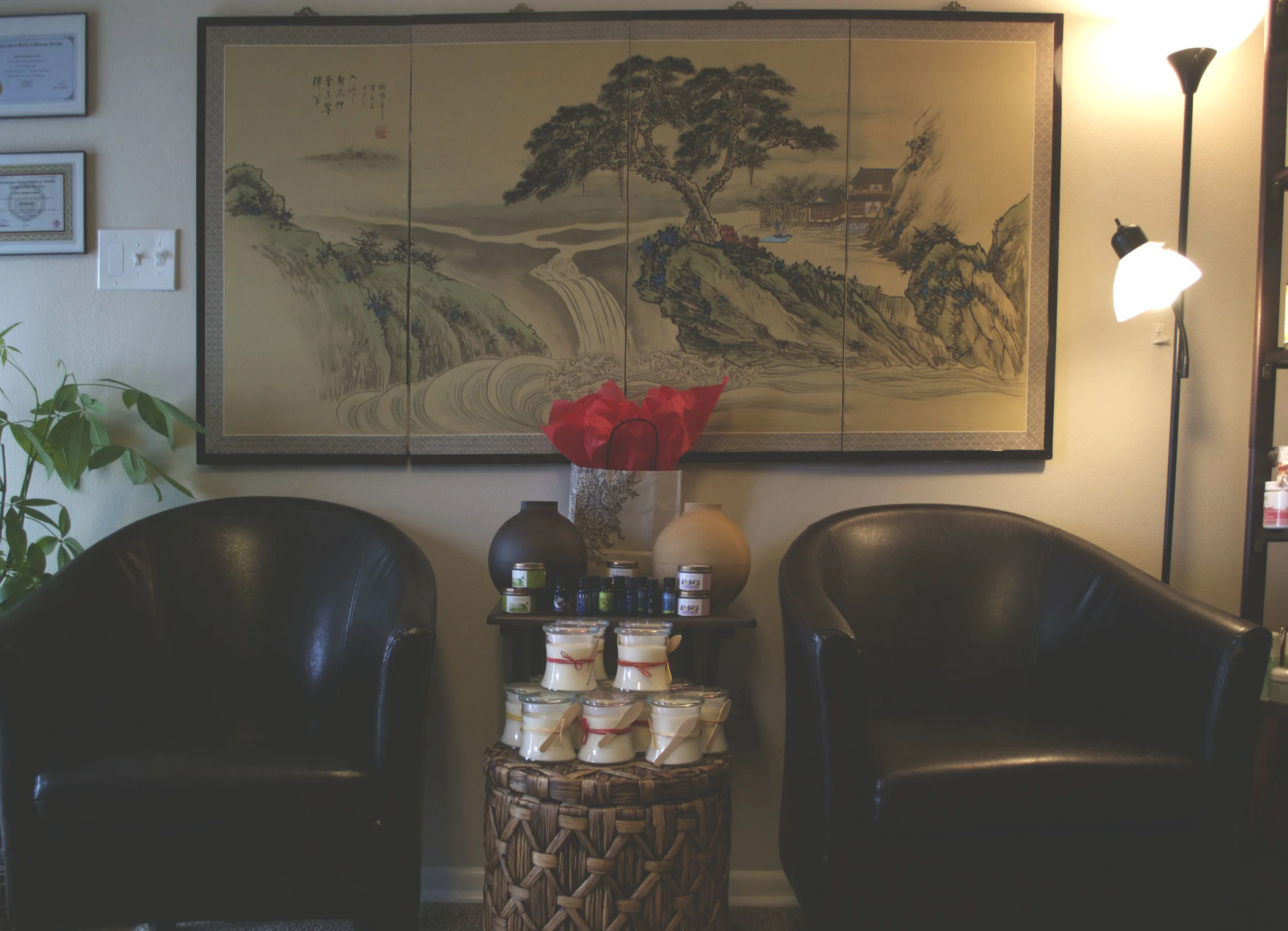 lounge1.jpg