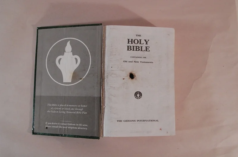 Book_Bible_2.JPG