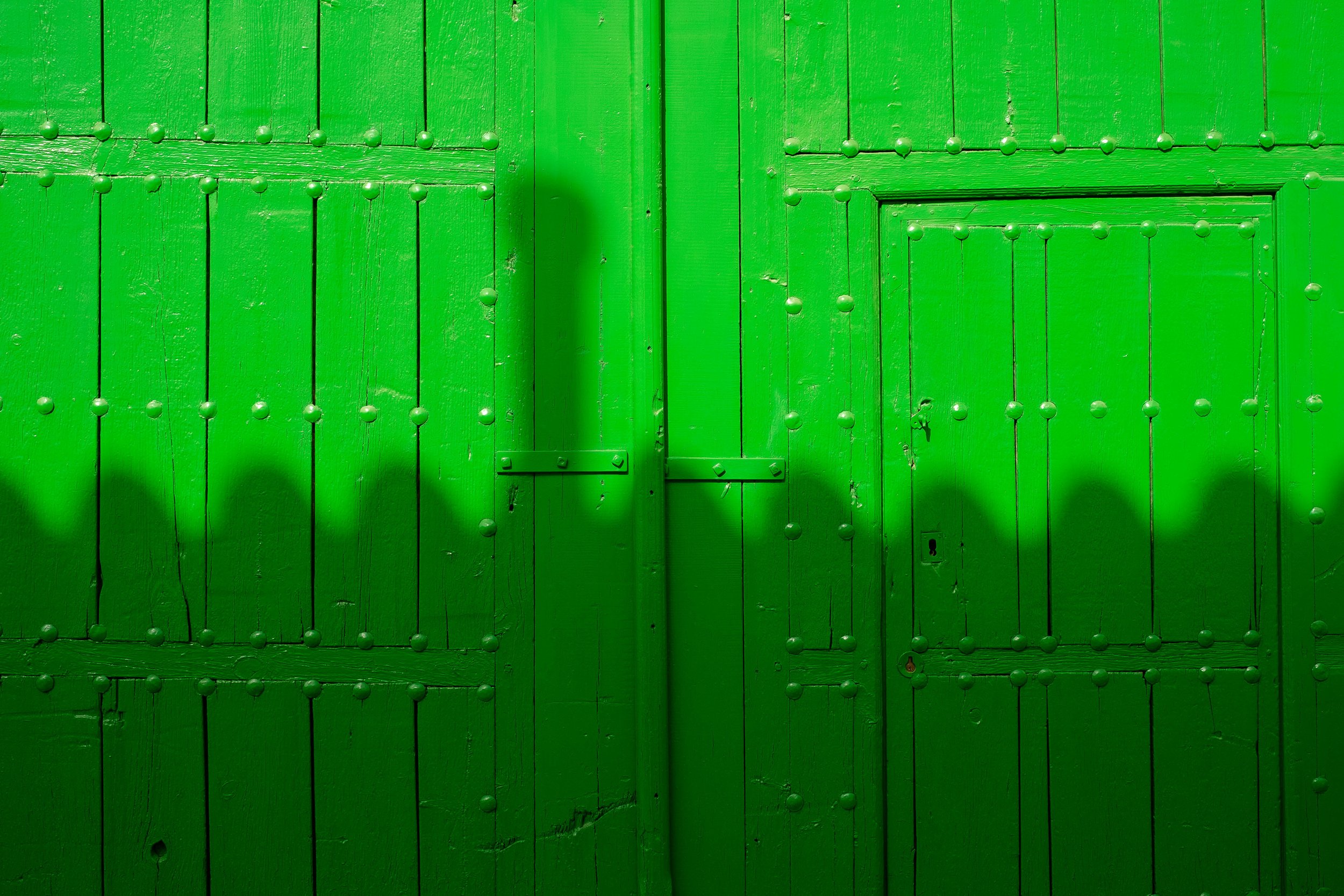 Puerta verde. Camuñas, España