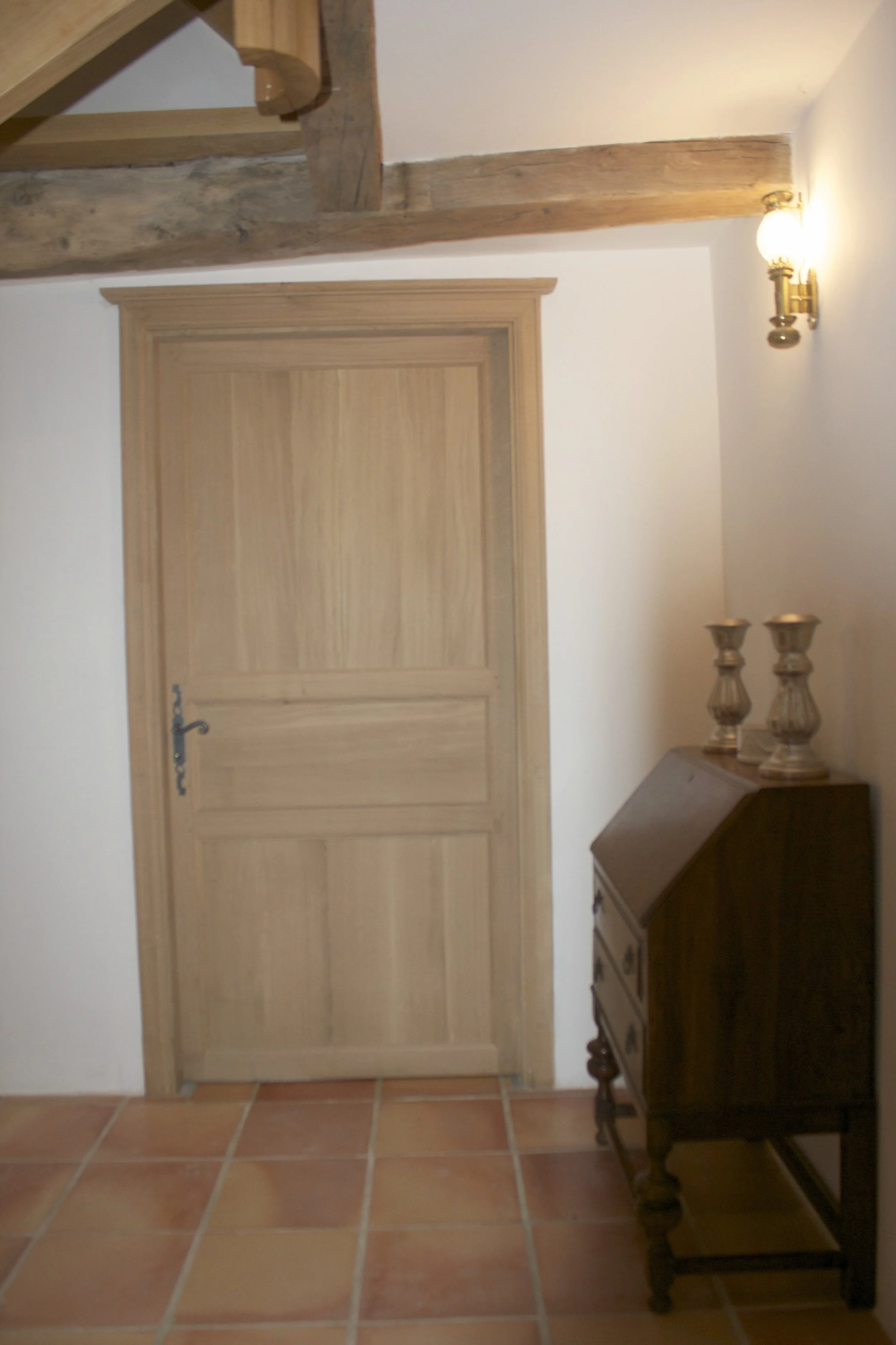15. Lower hall