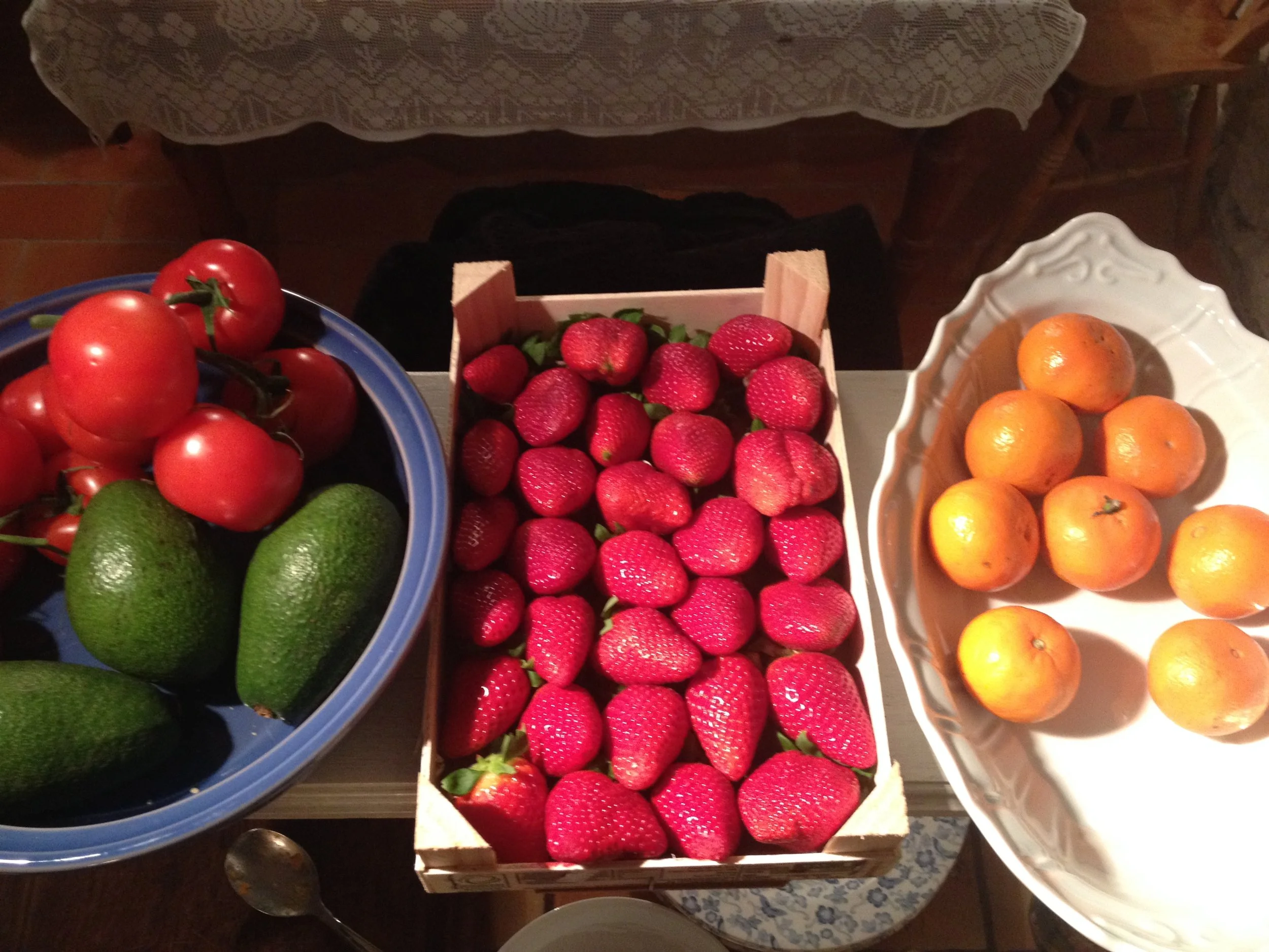 A glorious cornucopia of colour in the kitchen!