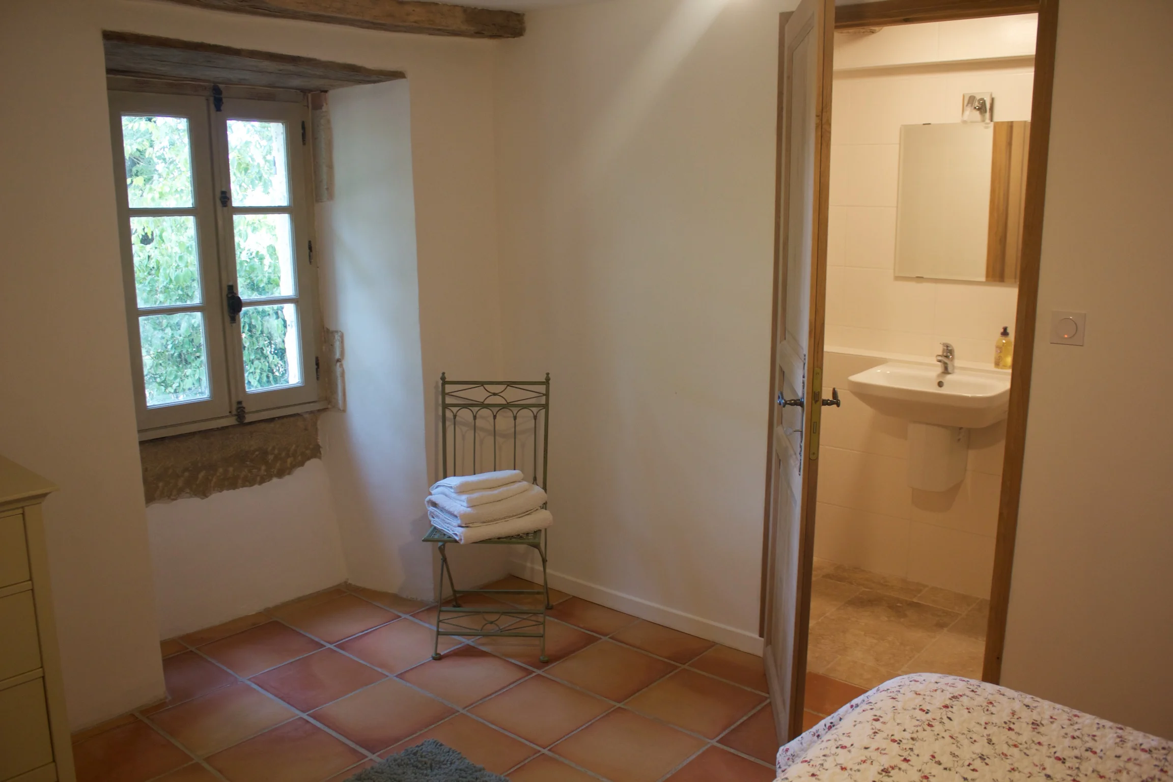 Beauville Shower room