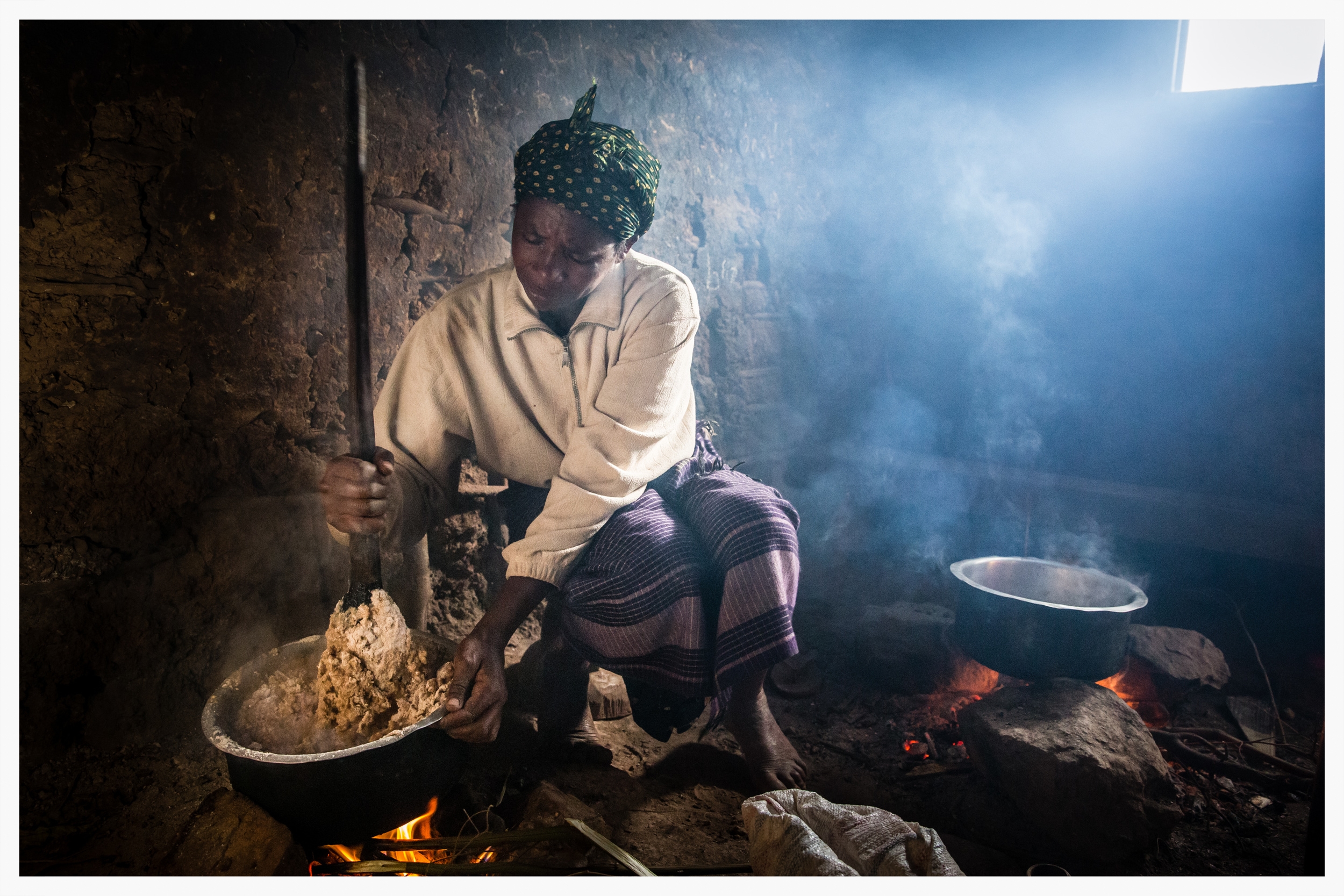 Making bread the traditional way in Kabale district, south west Uganda. Photo © Marcus Perkins