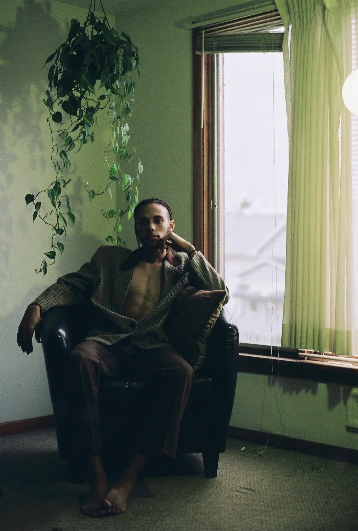 Creatives uniting: Freckles, body hair & comfort