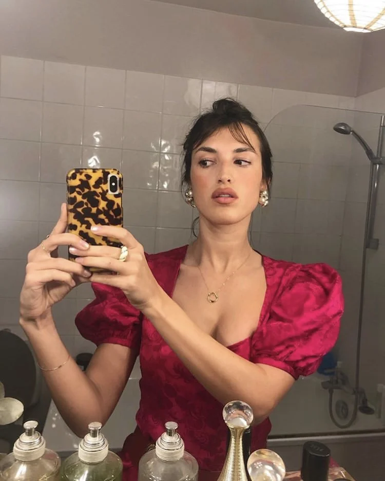 @jeannedamas