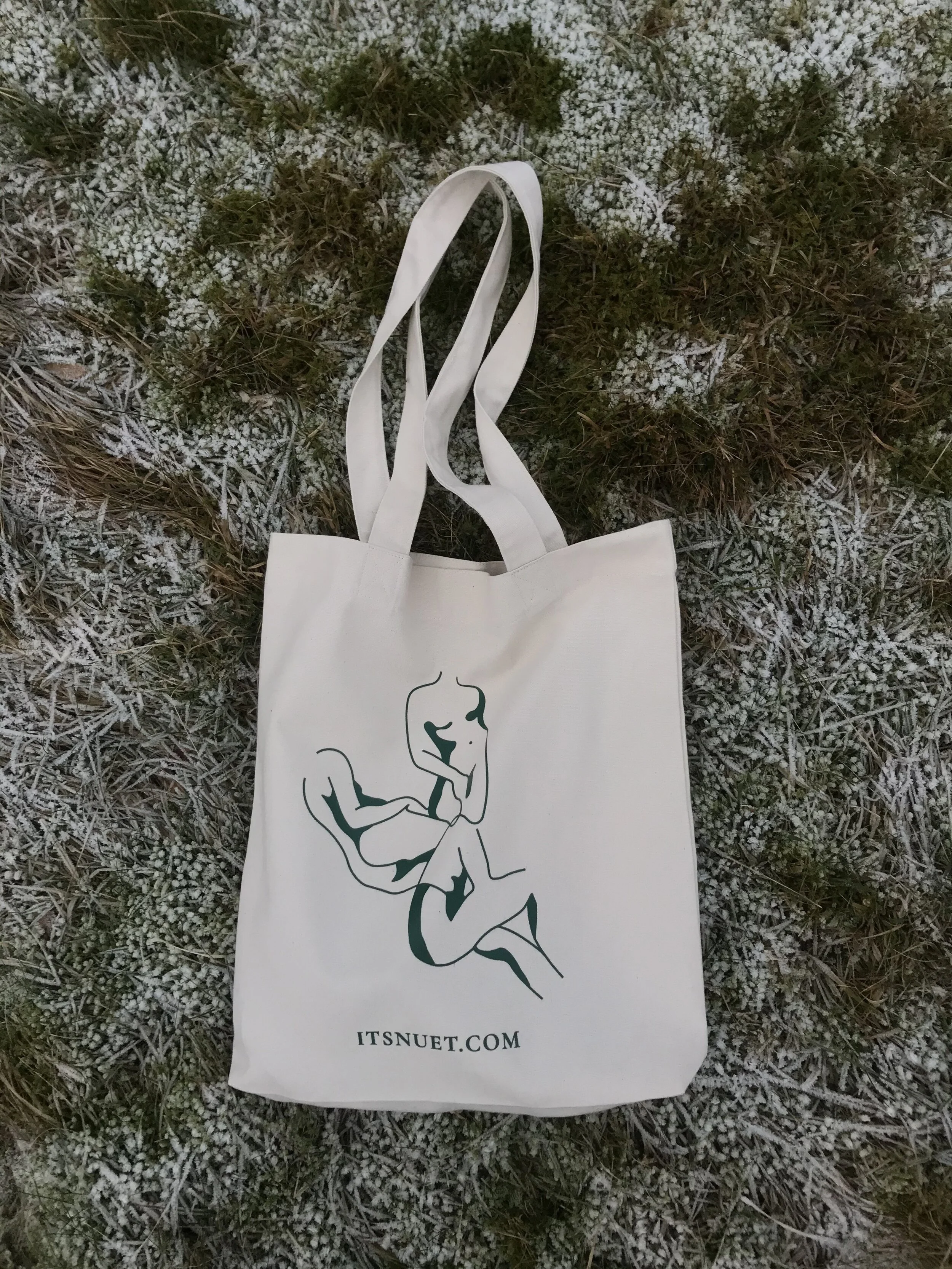 NUET woven canvas bag