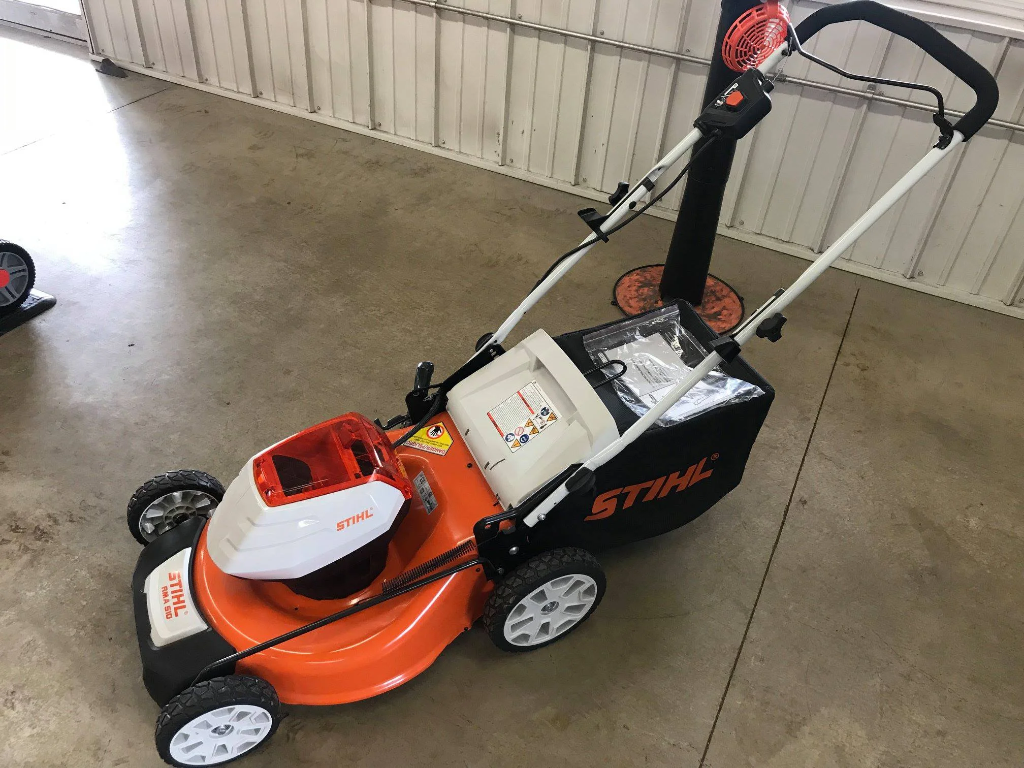 Stihl Electric Mower 1.jpg
