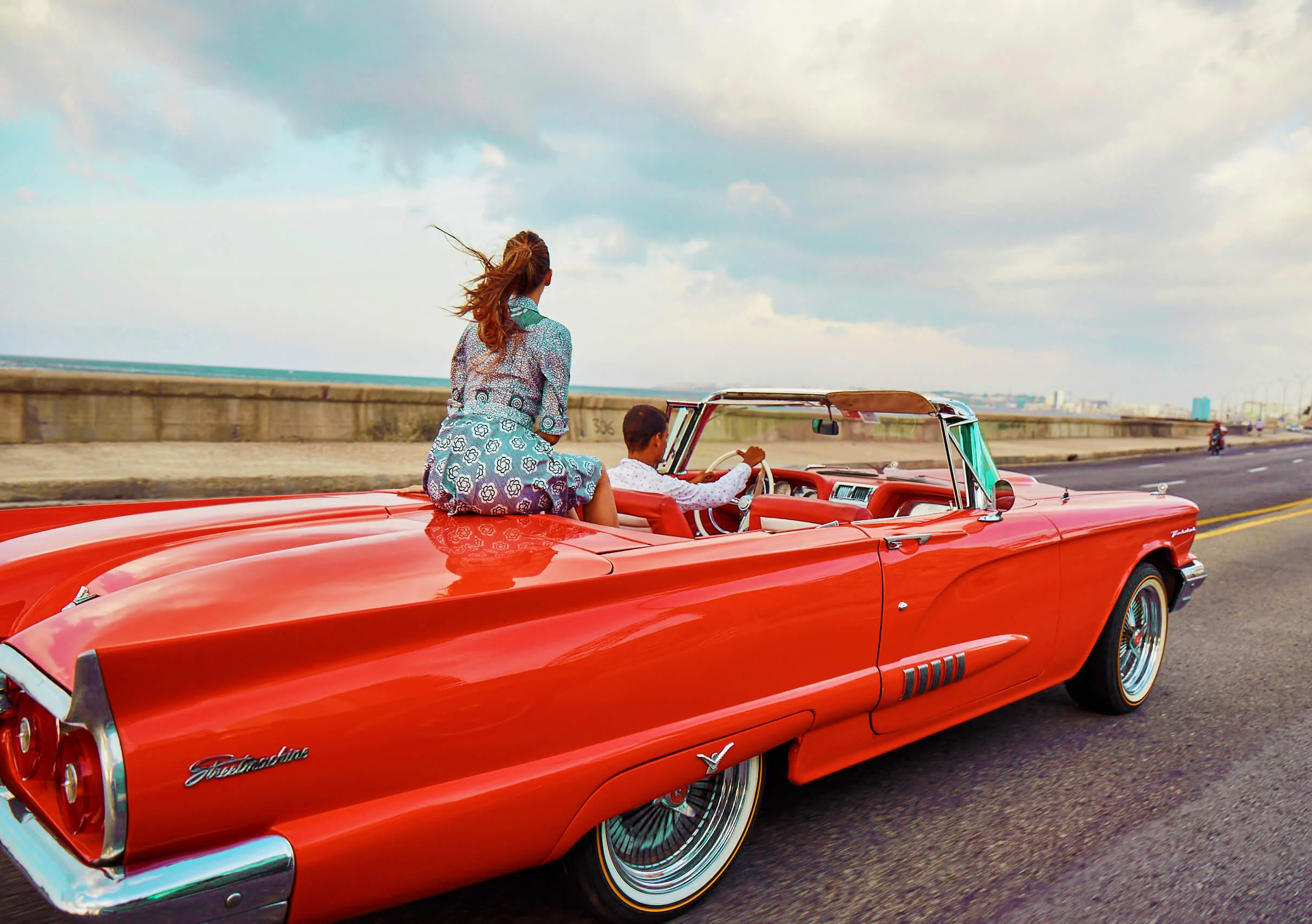 Classic_car_ride_El_Malecon_Havana_Cuba.jpg