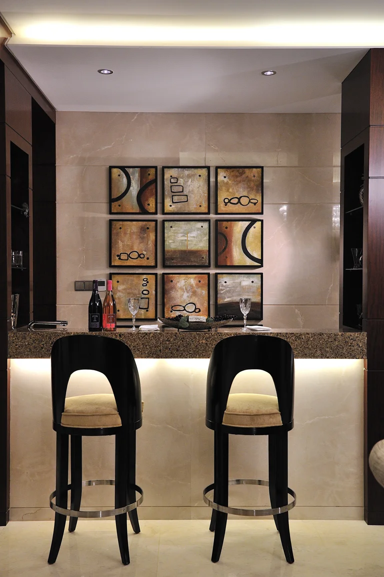 mansion bar.jpg