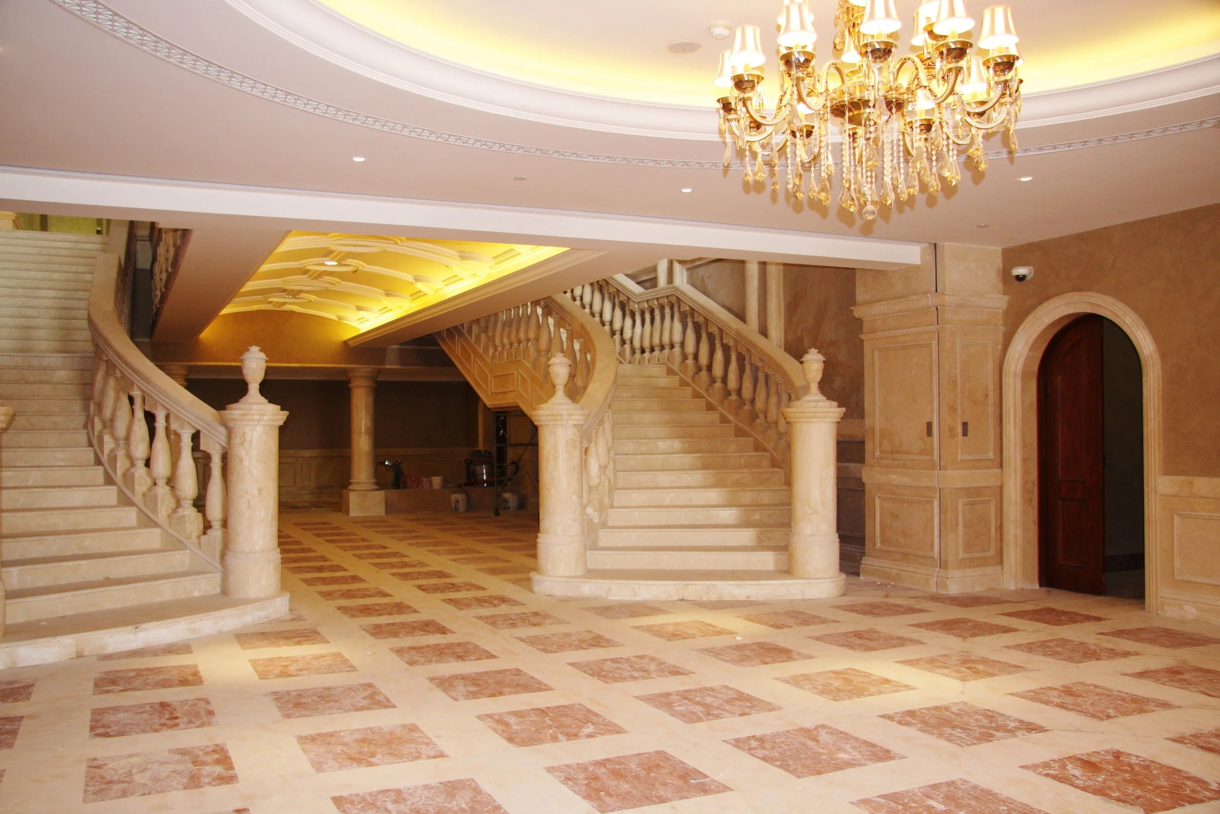 stair to resort.JPG