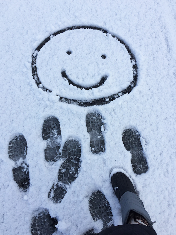 NewZeland_MtCook_SnowSmileyFace