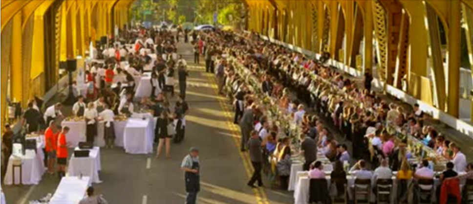 SACBEE: Guess Who's Cooking at This Year's Tower Bridge Dinner