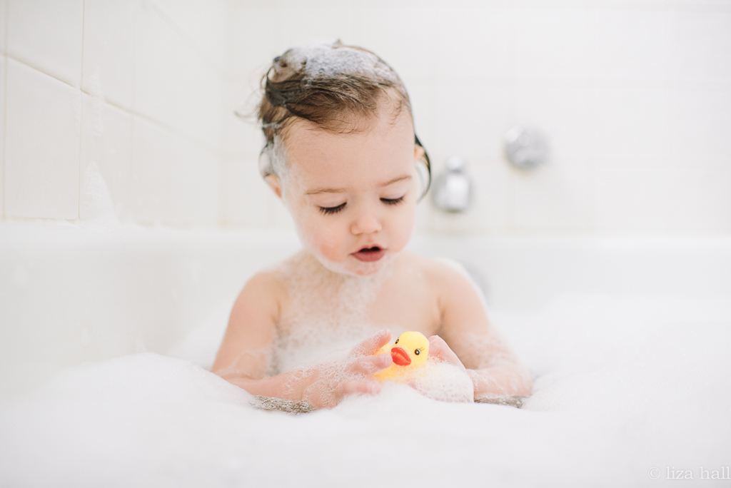 maine newborn baby lifestyle photographer
