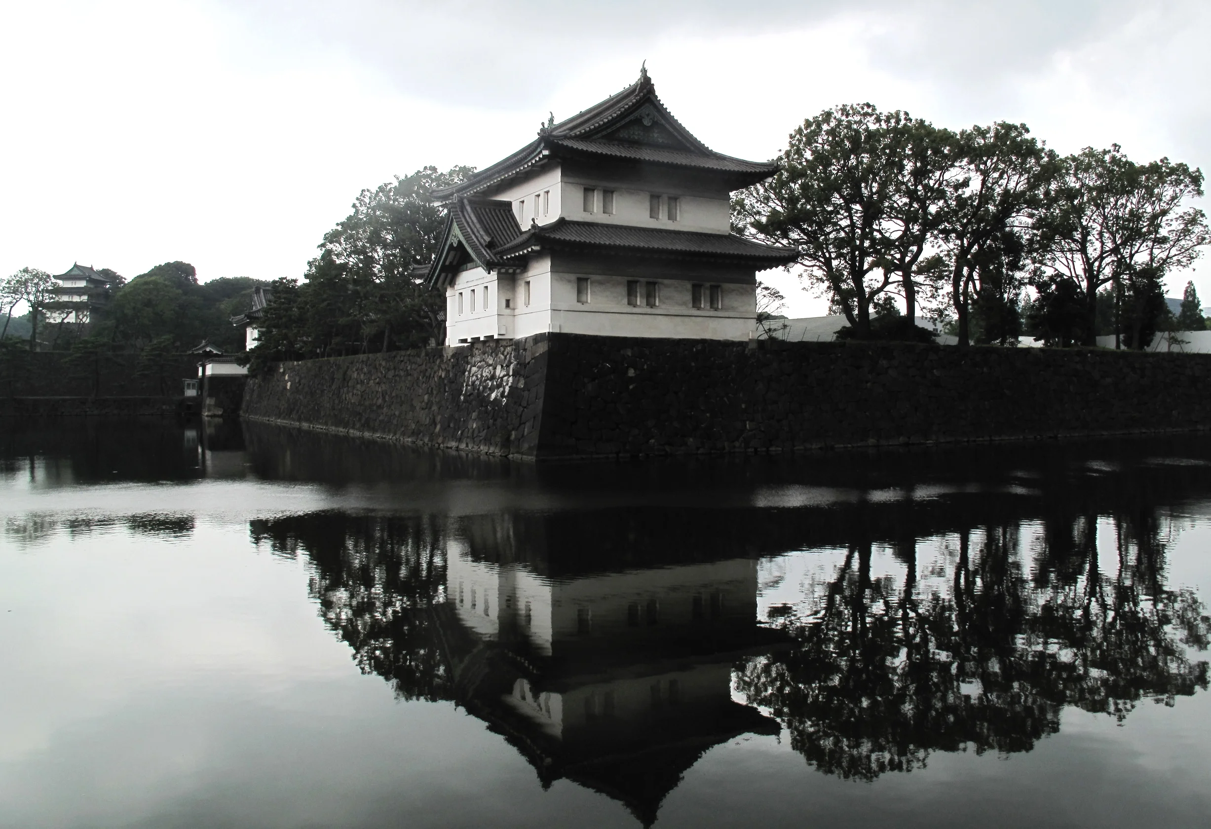 Imperial Palace: Tokyo, Japan 