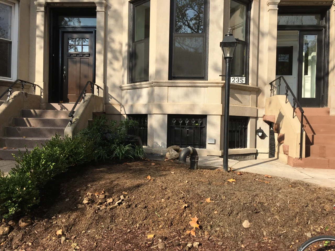 Brooklyn-landscaping-front-Yard-Before.jpg