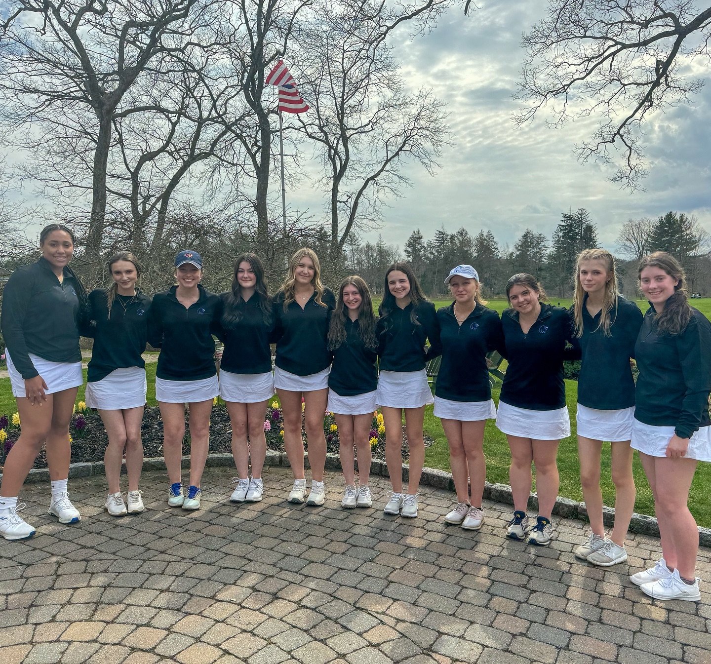 Never underestimate the power of a good swing ⛳️🏌🏼&zwj;♀️ or SKIRT! 

So glad we could help the @newtownggolf team to get them all matching #lululemon Pace Rival Mid-Rise Skirts! 

If you have a team that wants to get outfitted in lululemon, we&rsq