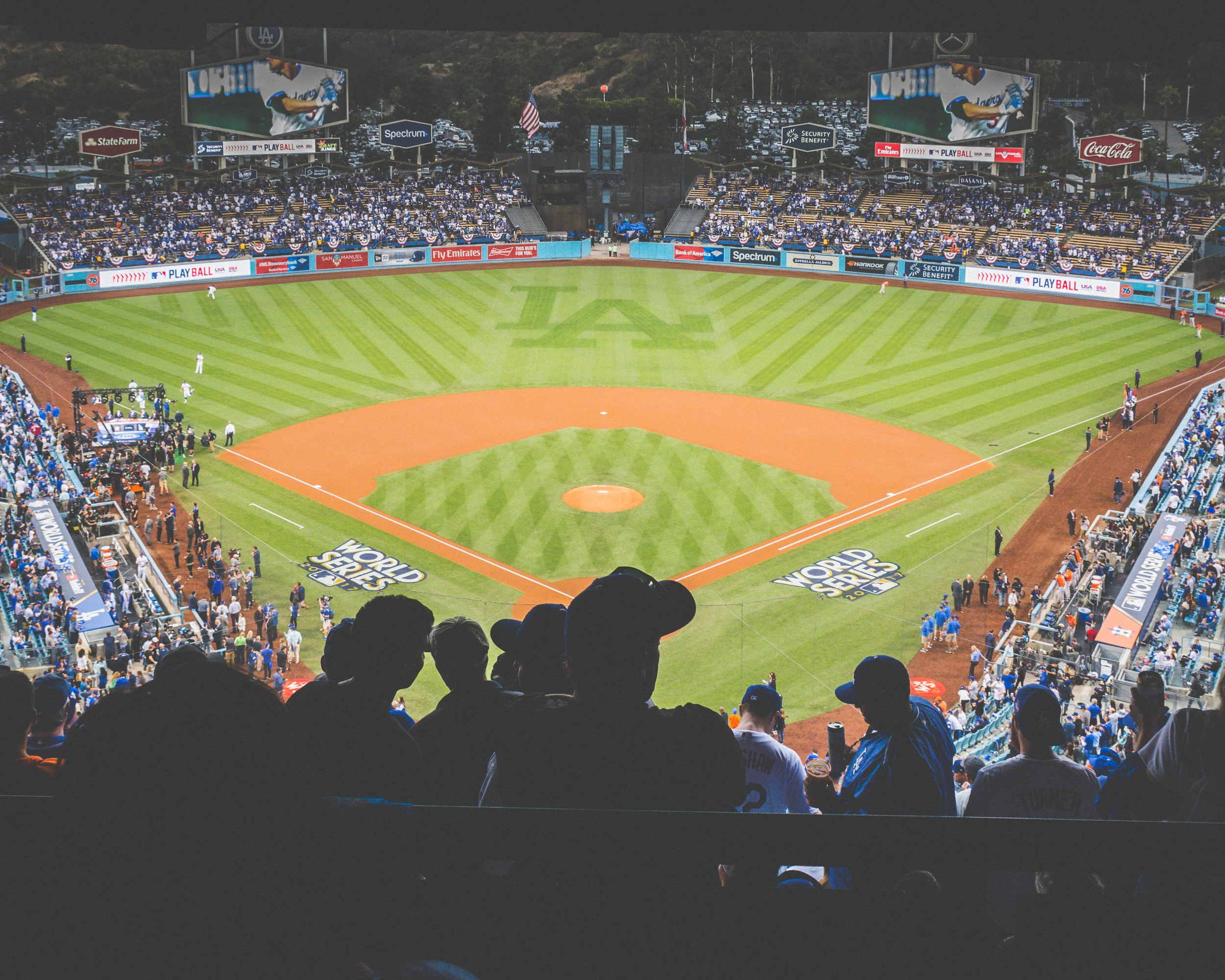 bwcolorstadium.jpg