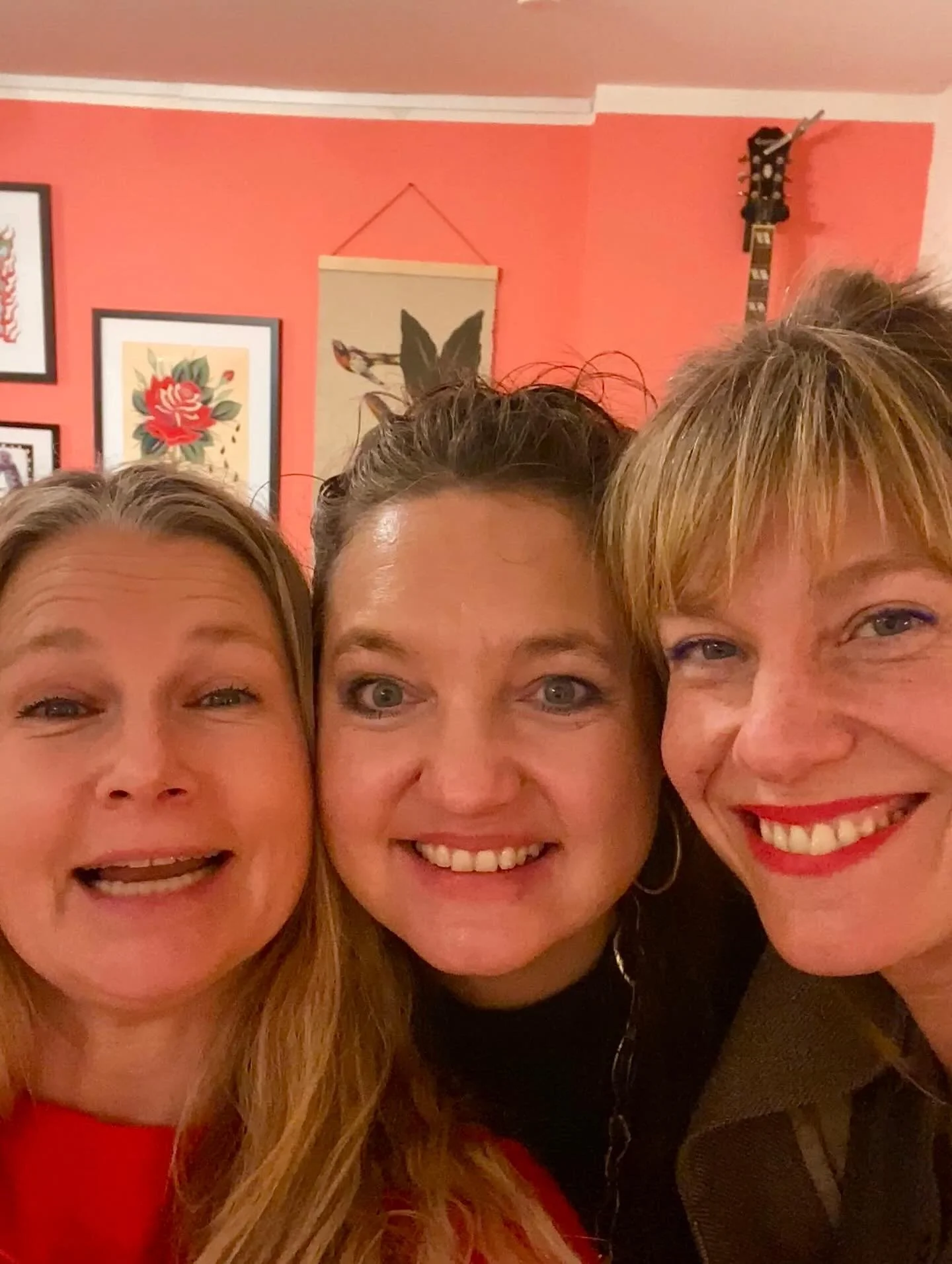 &bdquo;Die reinste Form des Wahnsinns, ist alles beim Alten zu lassen und gleichzeitig zu hoffen, dass sich etwas &auml;ndert&ldquo; 

Das sagte nicht nur schon Einstein - auch Diane Hierlscher @hielscherdiane @lifexlab_berlin und Karlie Apriorie @ka