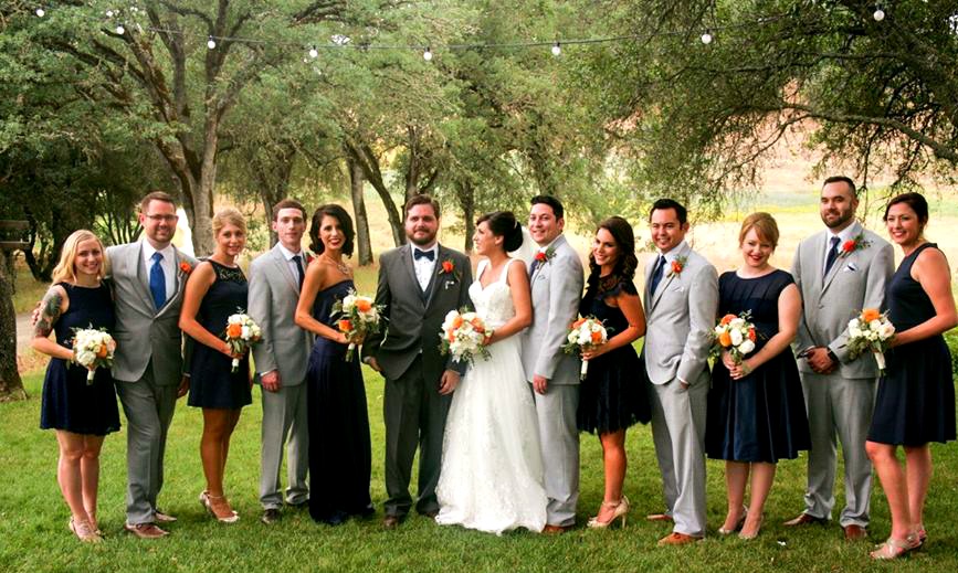 vinyard-wedding-group-photo.jpg