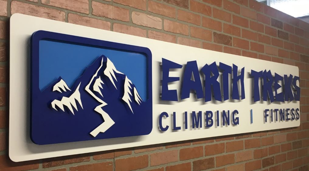 Earth Treks - Custom Metal Sign.JPG