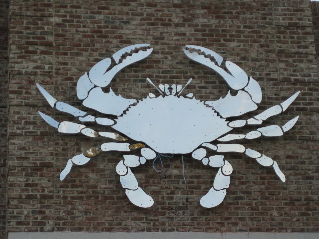 Stainless-Steel-Crab-Wall-Sculpture-Unlit.jpg